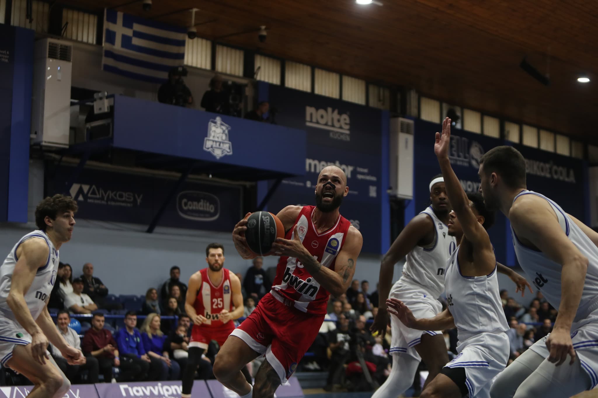 Record de points en Europe pour Evan Fournier !