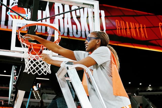 Kendra Chéry prolonge l’aventure chez le champion d’Espagne !
