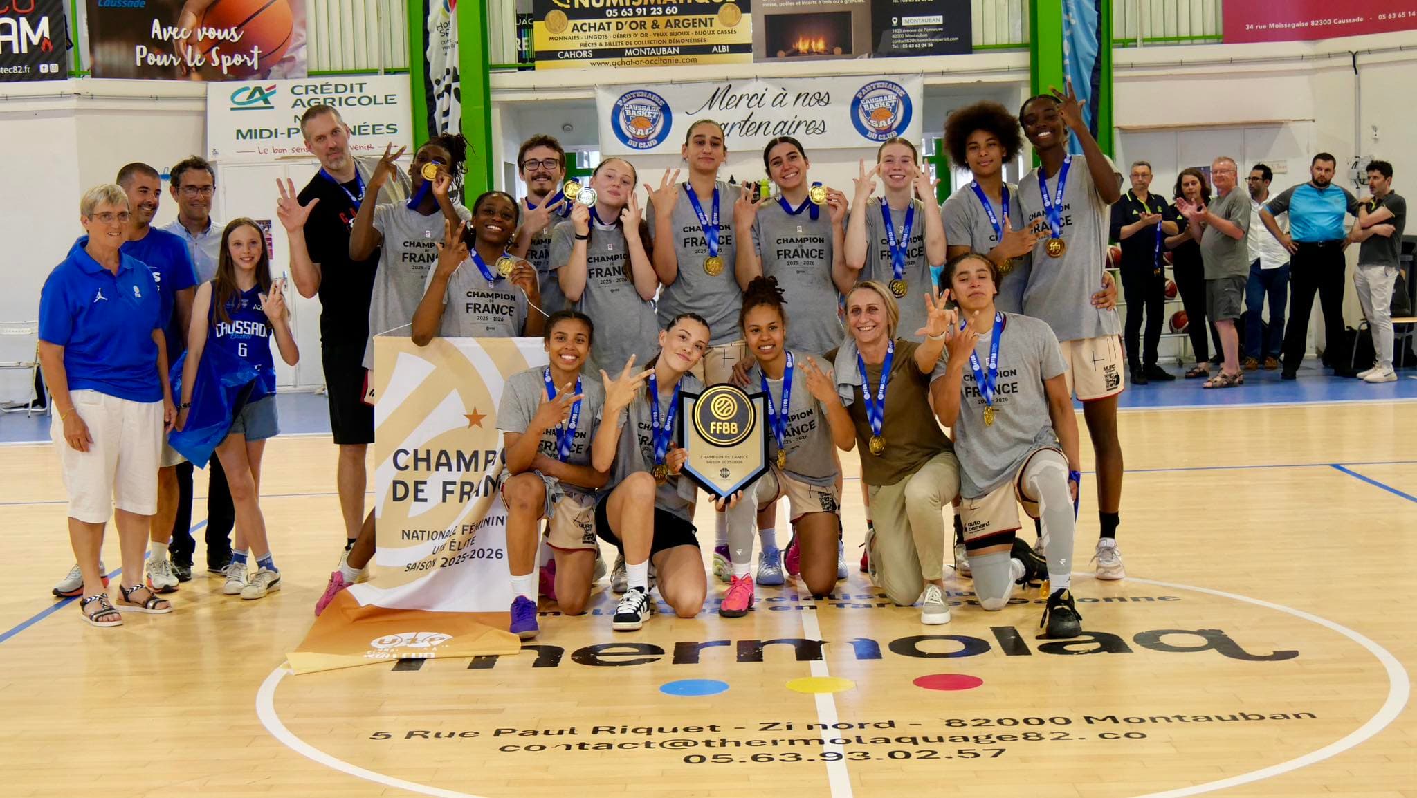 Championnes de France, les Flammes Carolo réalisent le triplé !