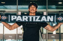 Derek Willis absent plusieurs semaines et forfait pour son retour à Paris