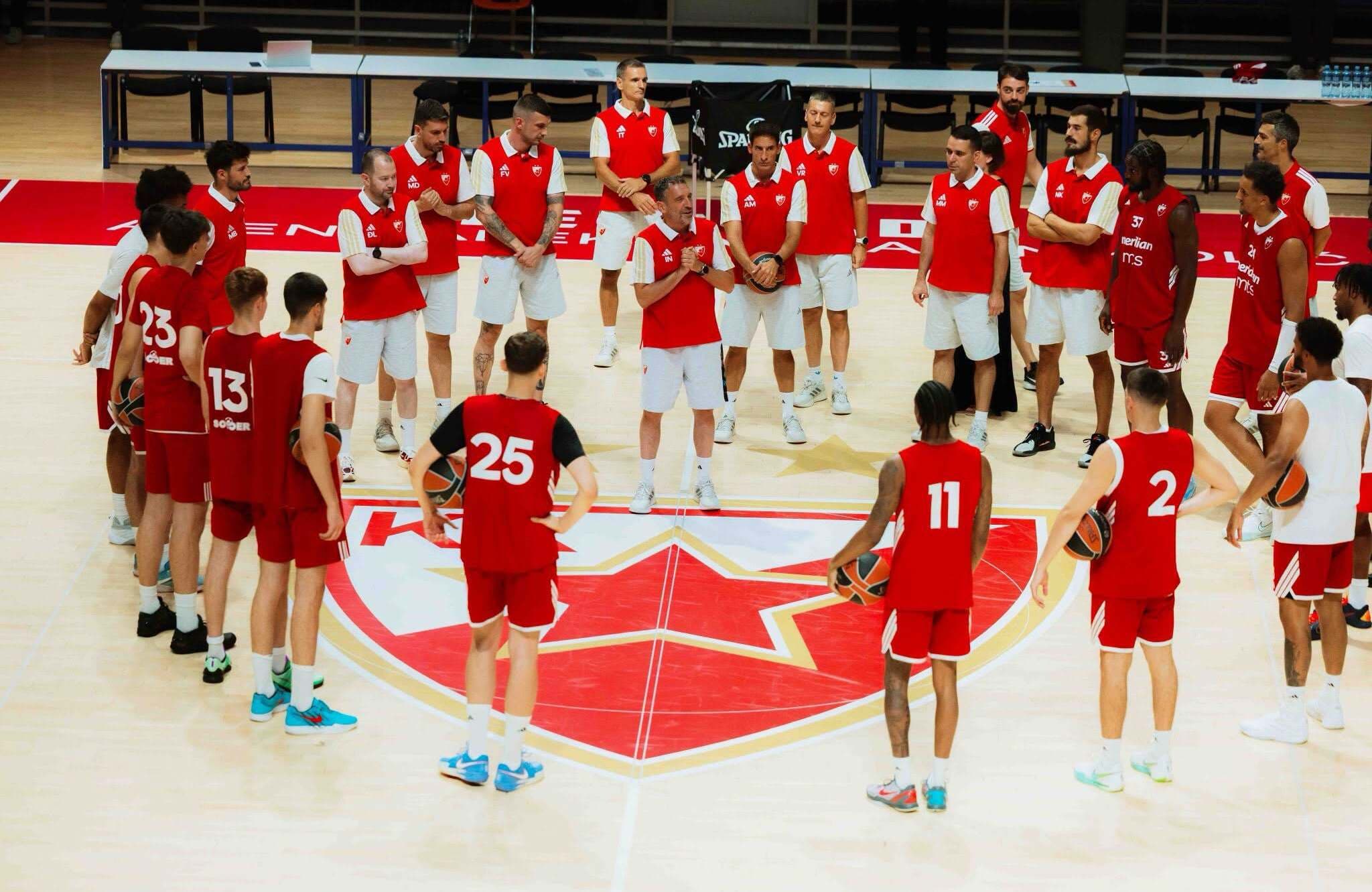 Coup d’arrêt en Ligue Adriatique : la saison ne commencera pas ce week-end