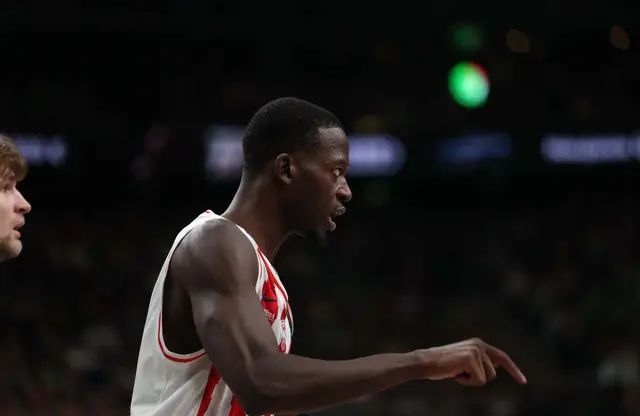 Un premier trophée en pro et un match clé en EuroLeague : Mbaye Ndiaye, l'acte de naissance à l'Olympiakos