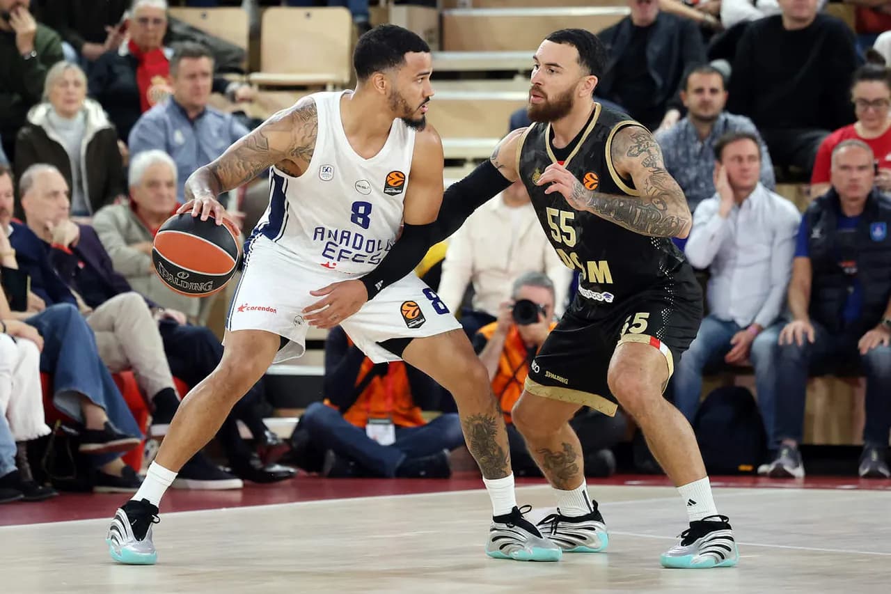 L’ASVEL veut défendre fort : un international allemand arrive, Mbaye Ndiaye prolonge jusqu’en 2029 !