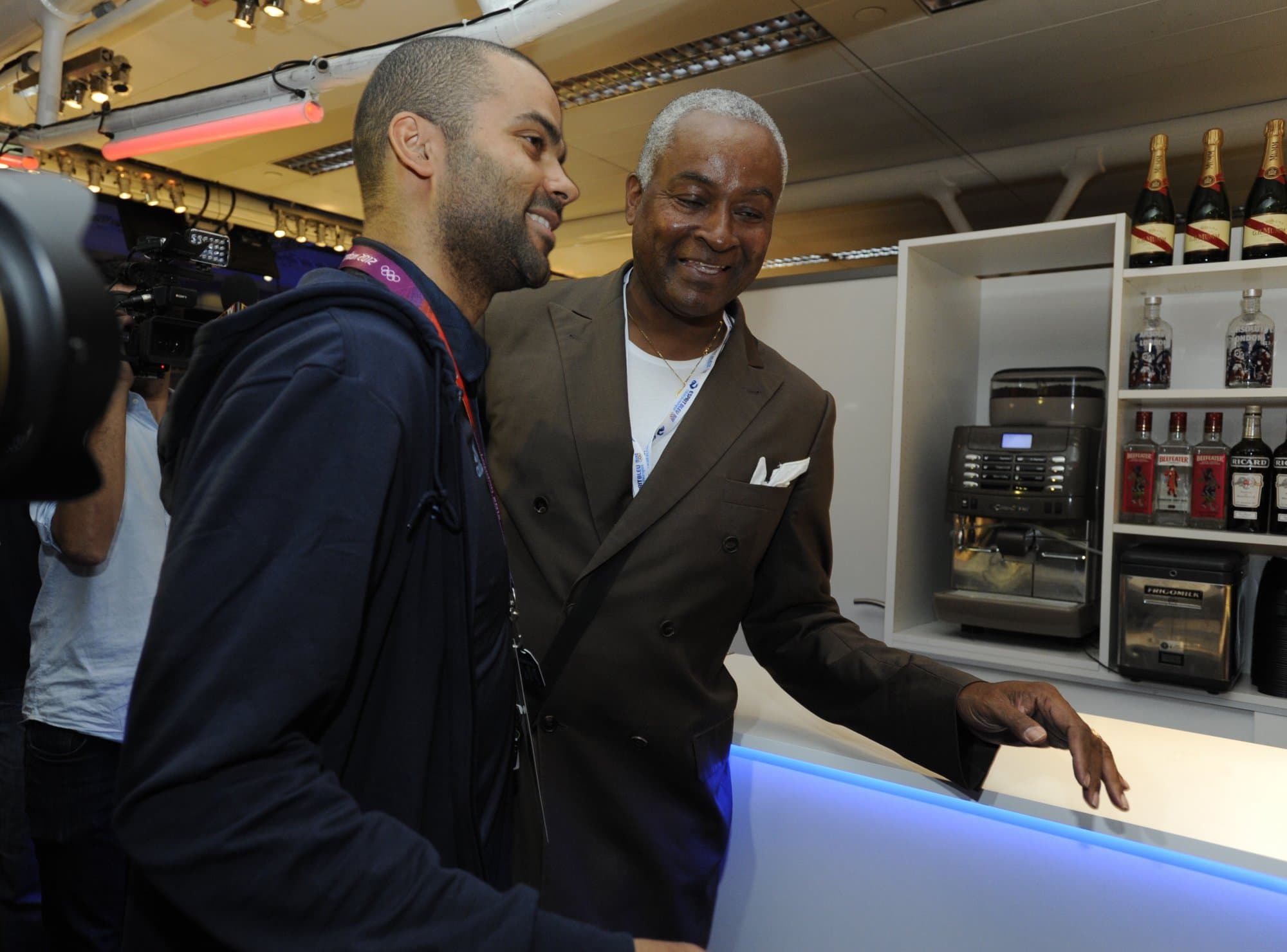 Tony Parker rend un dernier hommage à son père : « Tu resteras pour toujours notre légende »