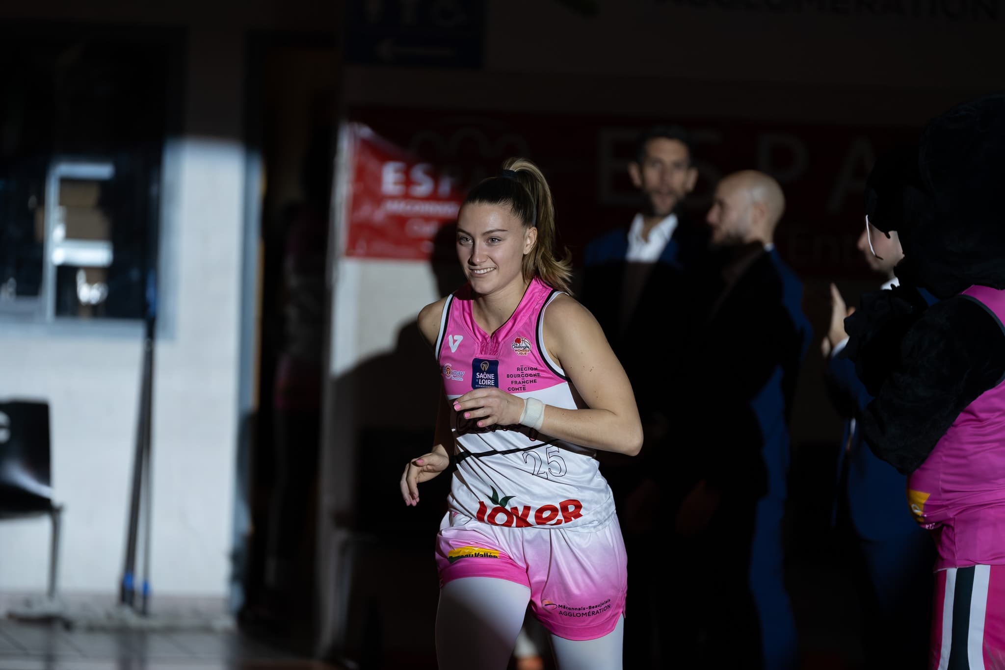 La capitaine Coralie Chabrier va faire ses adieux à Charnay : direction Chartres