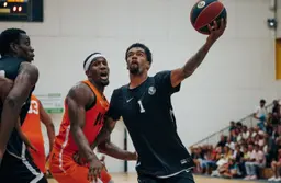 Aaron Estrada s'est blessé contre Limoges