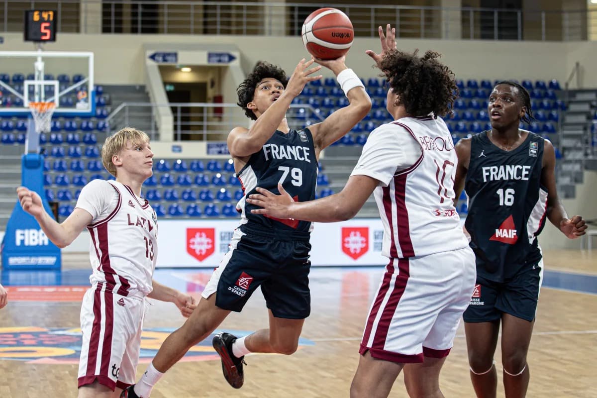 Les Bleuets se qualifient pour le Mondial U17 de 2026, après leur victoire face à la Lettonie à l’Euro U16 !