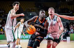 Contre le Legia Varsovie, Abdoulaye Ndoye a compilé 15 points, 10 passes décisives et 5 interceptions.