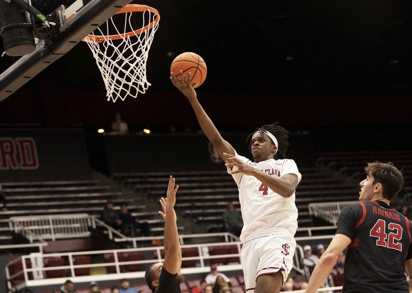 Duel de champions d’Europe U20 en NCAA : Adama Bal (23 points) domine Maxime Raynaud (26 points)