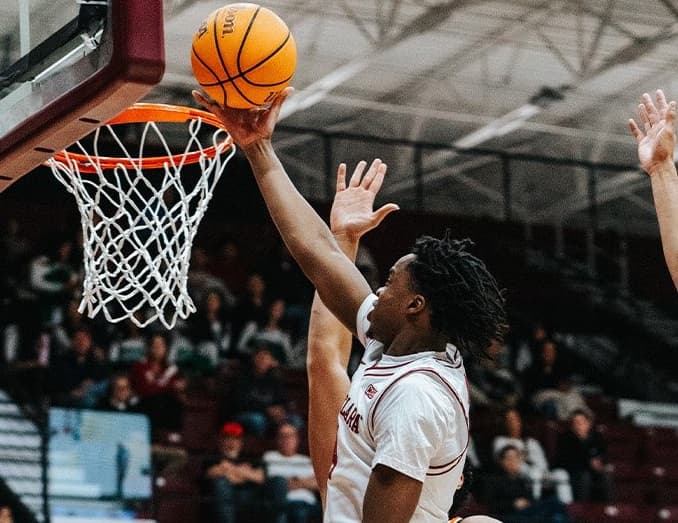 Adama Bal gagne son duel face à Isaiah Sy, Daniel Batcho et Louisiana Tech se reprennent