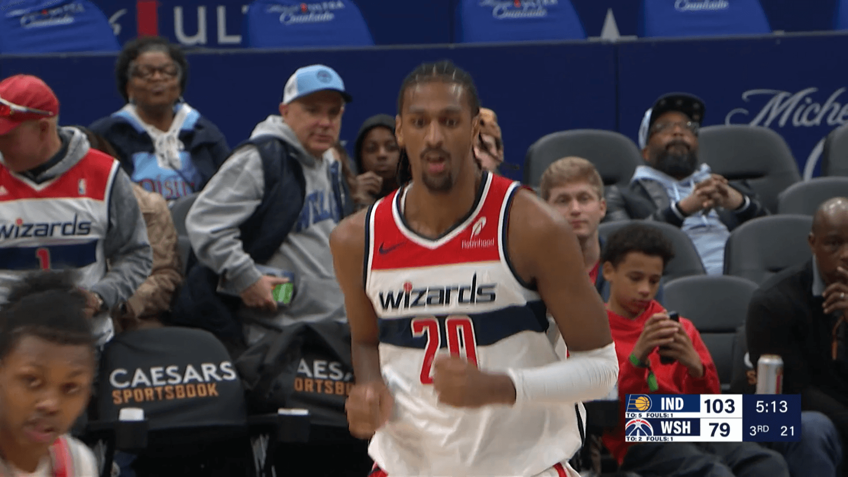 Alexandre Sarr marque encore 22 points mais Washington subit une déroute historique face à Indiana