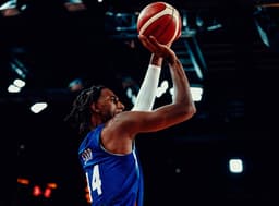 Alexandre Sarr s'est illustré pour l'équipe de France contre le Monténégro