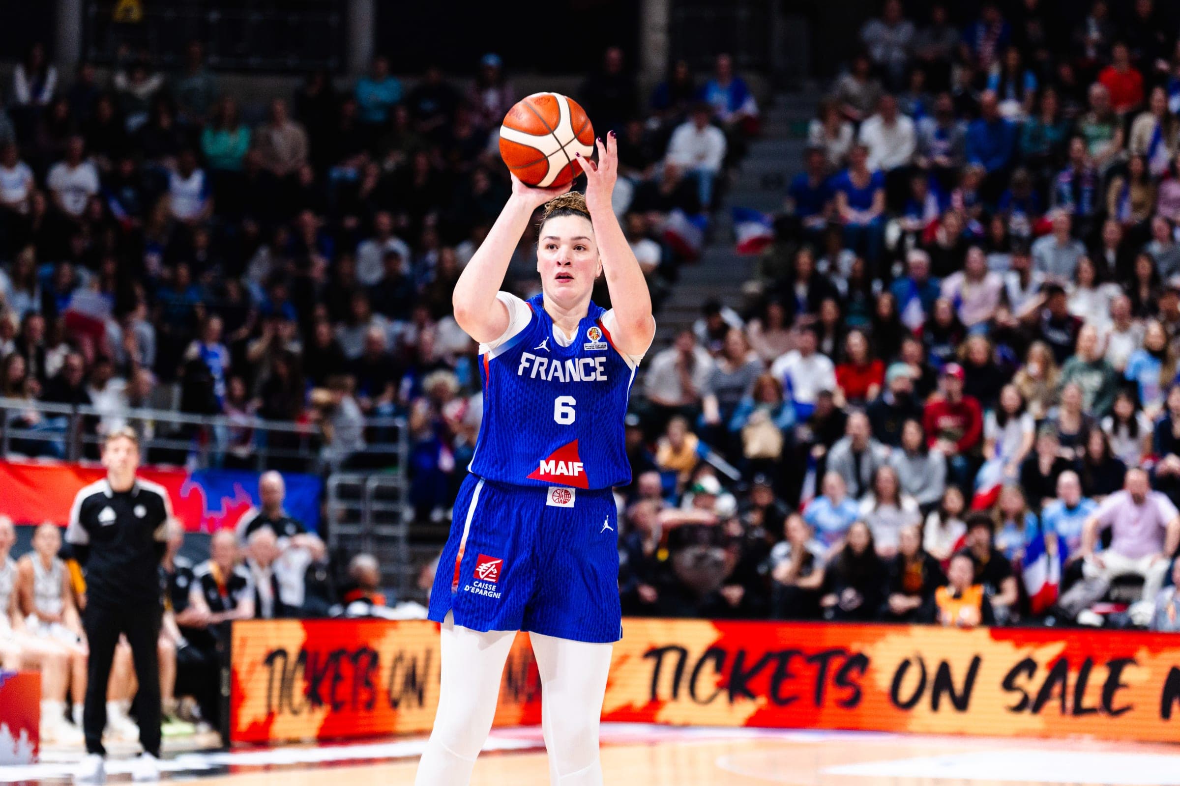 Une deuxième intérieure forfait pour la Coupe du monde