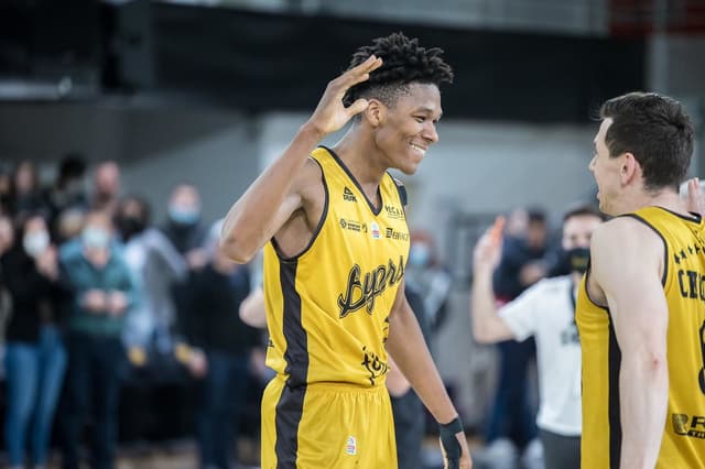 Allan Dokossi a choisi l’Élan Béarnais
