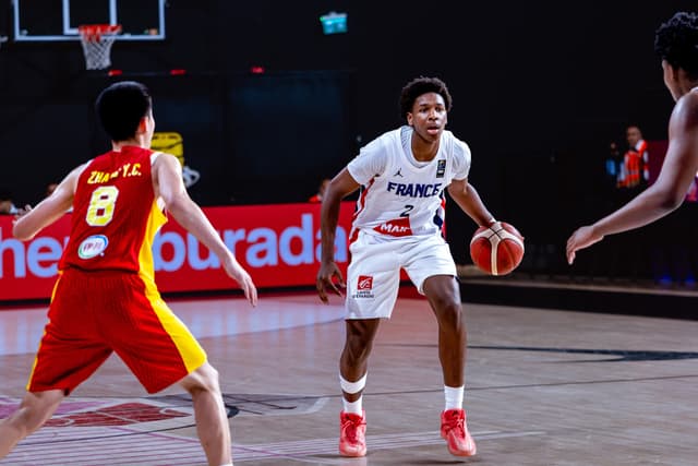 Amadou Fall, le « Ginobili » des Bleuets qui confirme son fort potentiel au Mondial U17