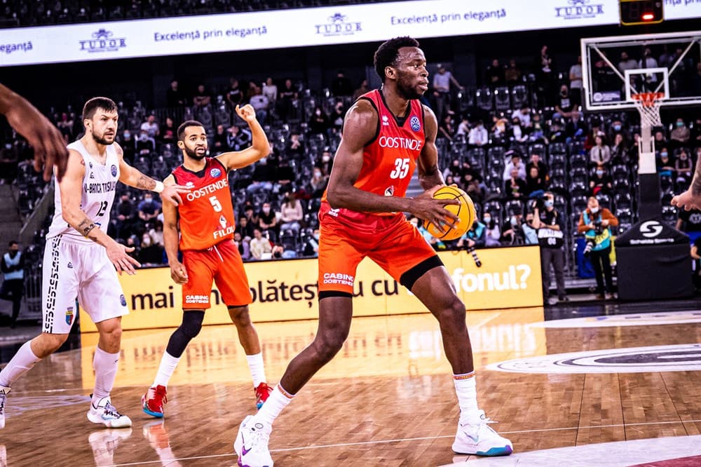 La JL Bourg officialise l’arrivée d’Amida Brimah