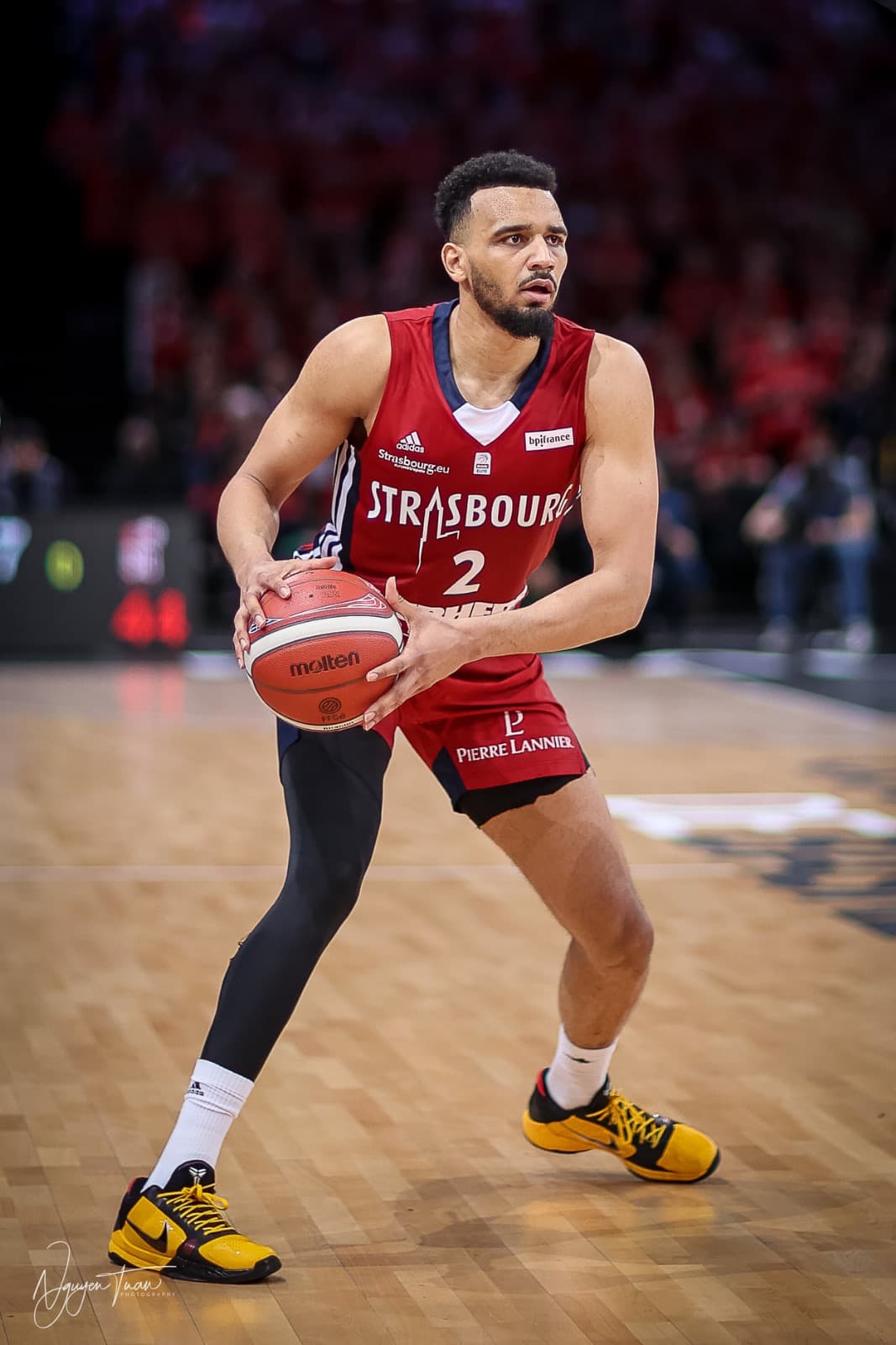 Amine Noua SIG Strasbourg 2021-22