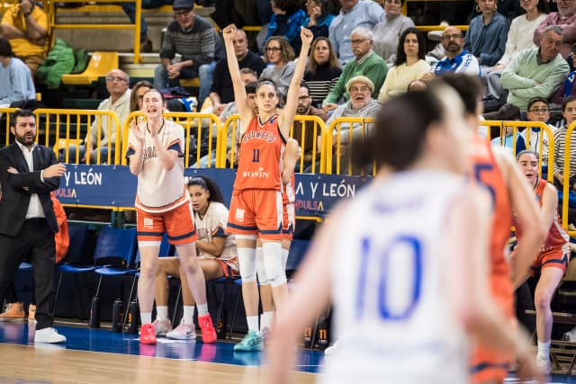 Officiel : Ana Maria Filip de retour en France