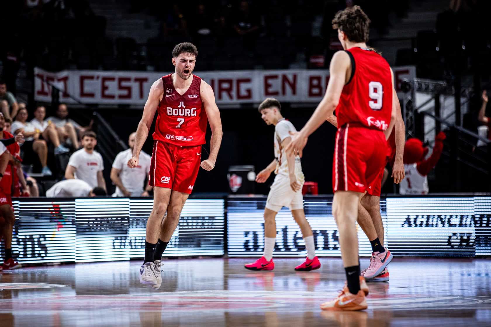 La JL Bourg poussive mais qualifiée en demi-finales du Trophée du Futur