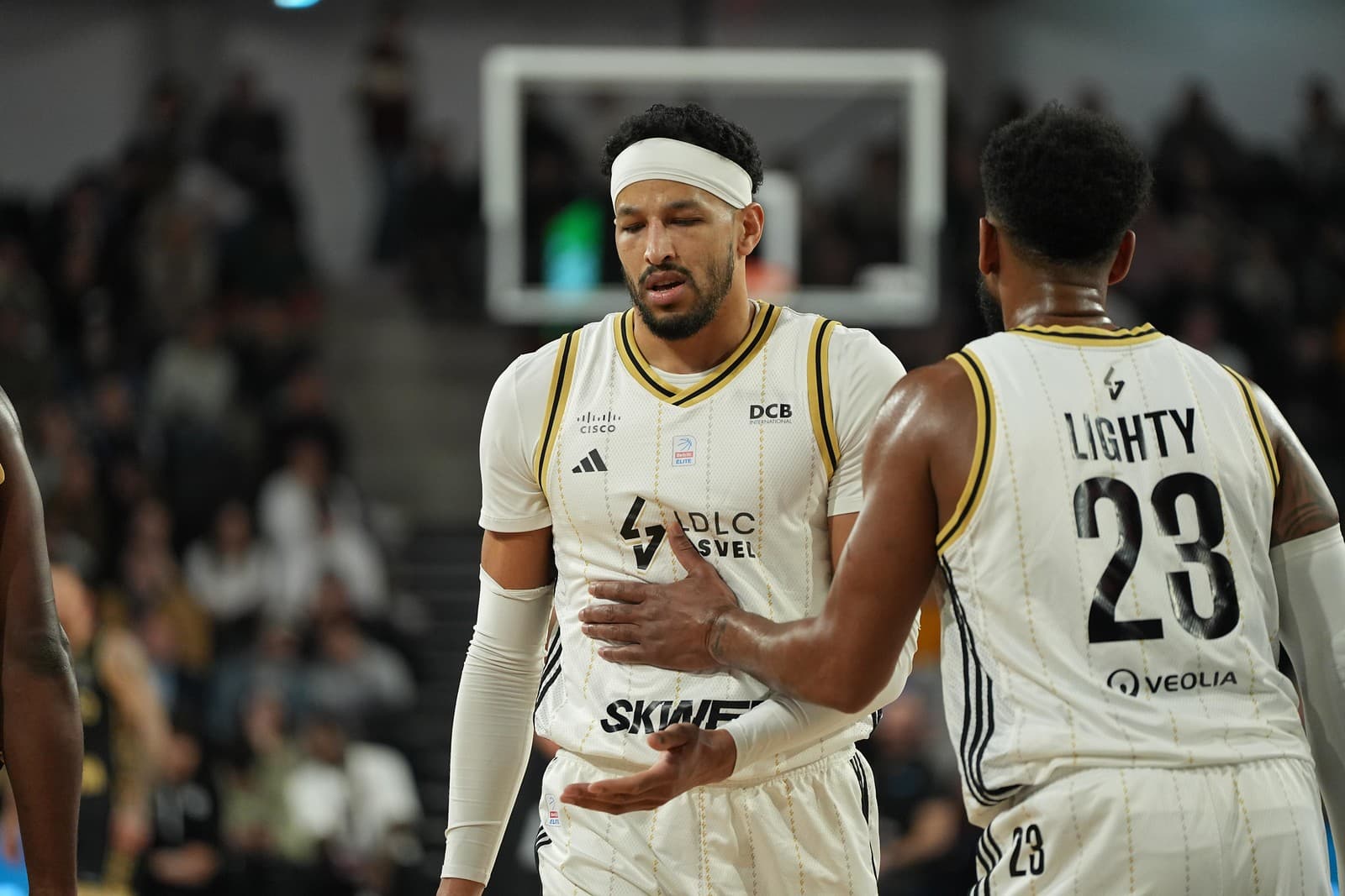 Andre Roberson vers un départ de l’ASVEL ? Tony Parker pessimiste sur sa prolongation