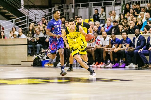 La Rochelle : Arnauld Thinon rechute, Ruphin Kayembe de retour