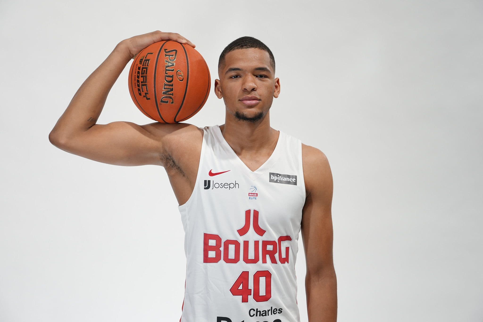 Arthur Bouba et la JL Bourg vainqueurs de Strasbourg, l’ASVEL finit mieux que Dijon