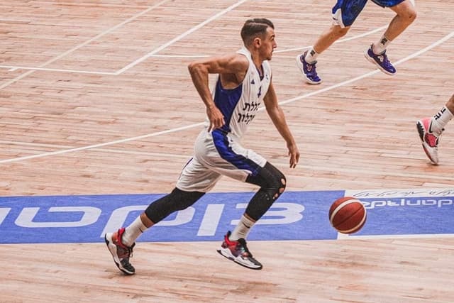 Arthur Rozenfeld nouveau meneur de l’Hapoel Gilboa Galil