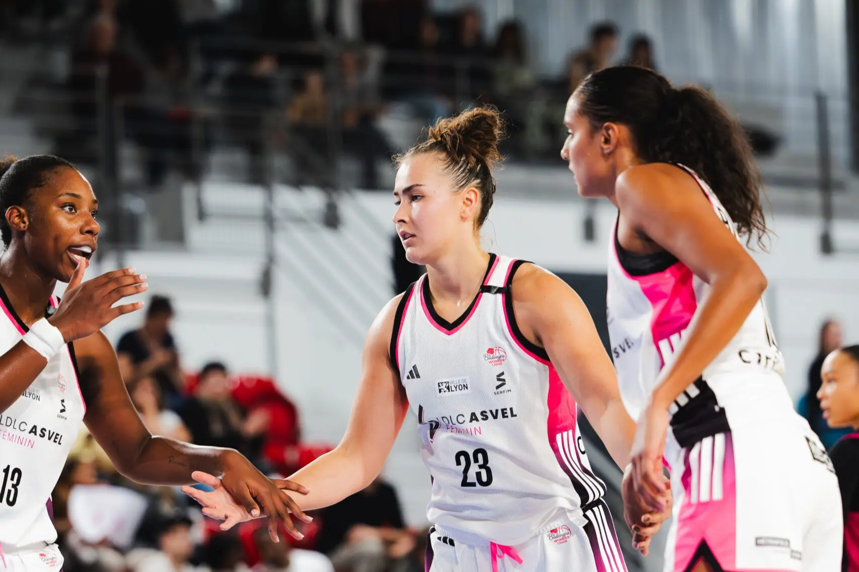 L’ASVEL Féminin et la SIG Féminine perdent des points précieux au classement, le TOAC vacille sur le podium de sa poule en NM2