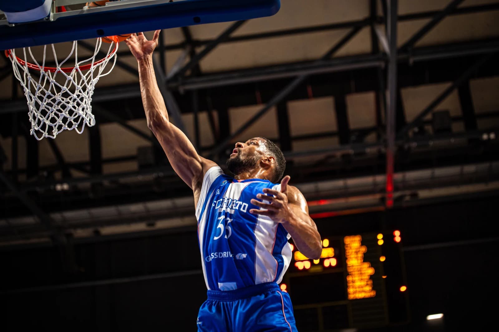 Axel Toupane se rapproche de ses racines : l’intérieur français s’engage à Dakar et jouera la Basketball Africa League !