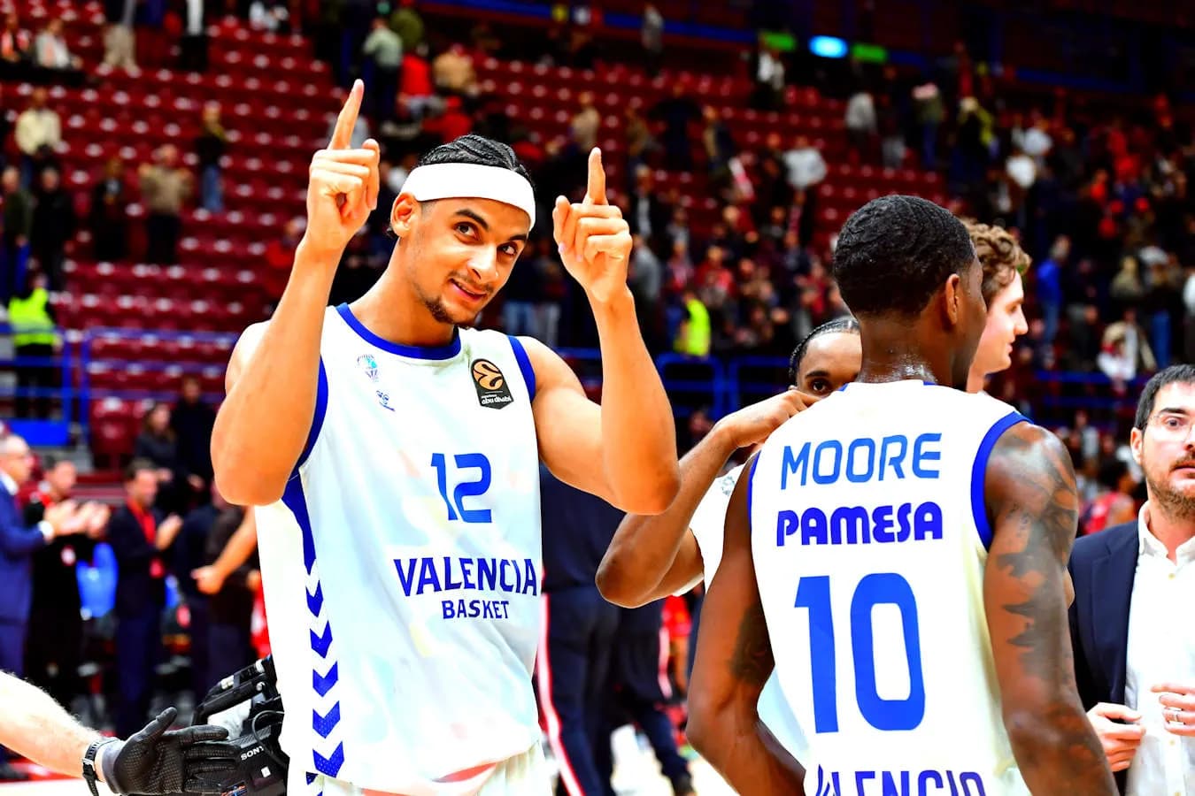 La sensation Valence poursuit sa série contre l’Anadolu Efes du trio Cordinier – Beaubois – Poirier