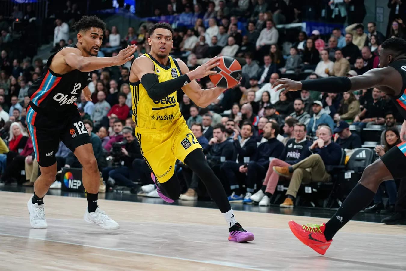 Paris tombe avec les honneurs à Istanbul face à Fenerbahçe (83-78)