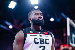 Bali Coulibaly ici sous le maillot de Caen apportera toute son expérience à son nouveau club de Tarbes-Lourdes - Photo I Peigue