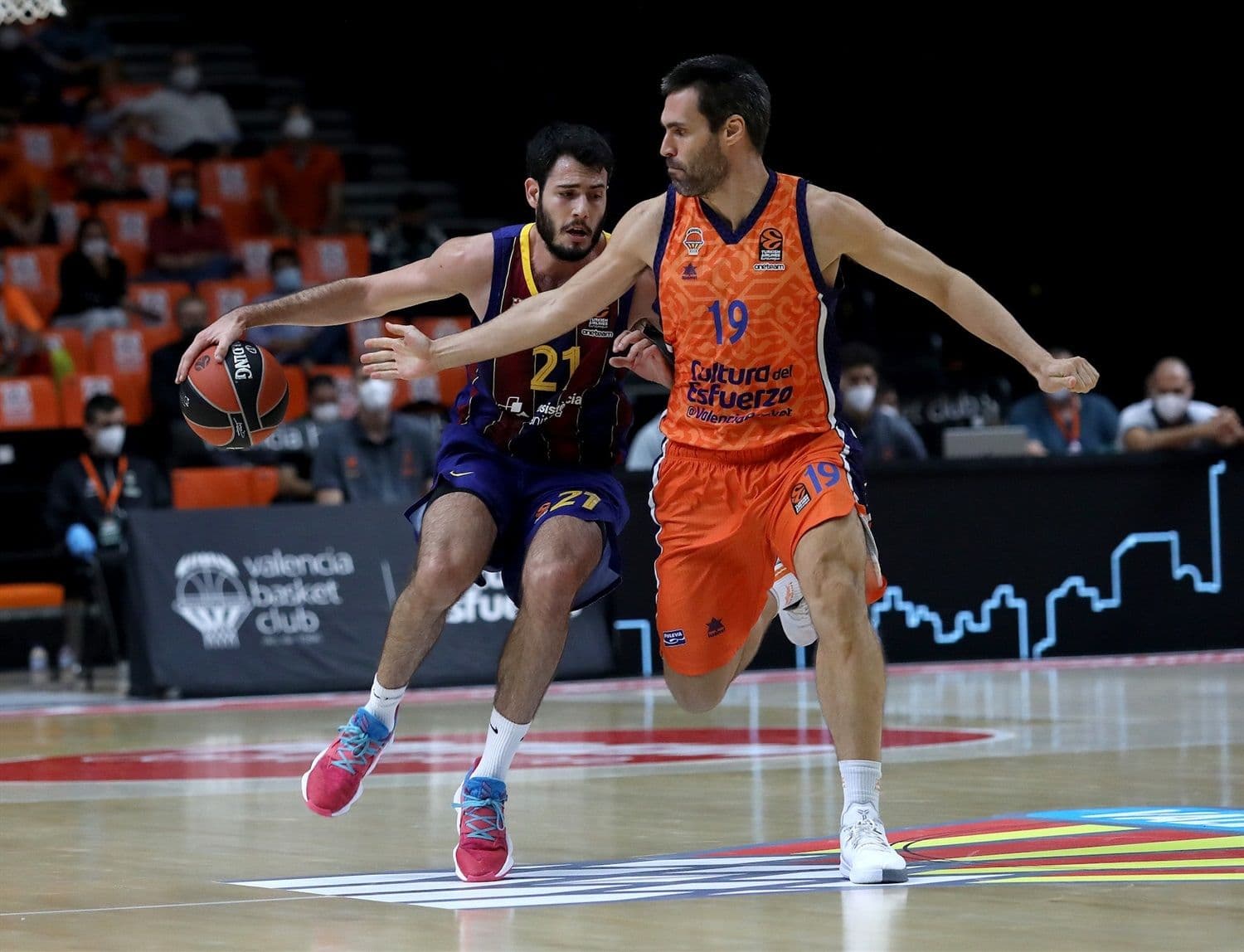 Barcelone : Alex Abrines arrêté 4 mois