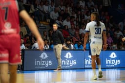 Le coach de Quimper Thibault Wolicki attend plus de ses cadres