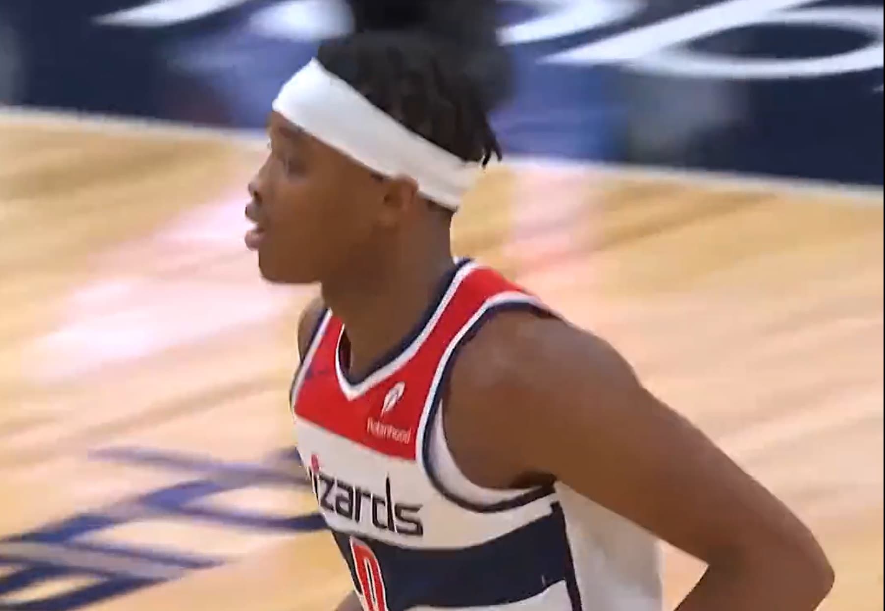 Bilal Coulibaly enchaîne, les Wolves de Gobert stoppés