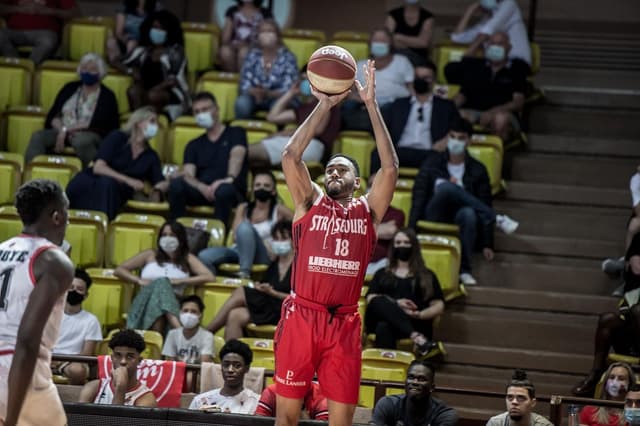 Bonzie Colson auteur d’un performance XXL en Turquie