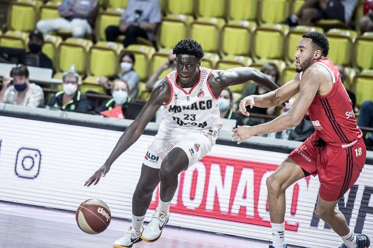 Boukhary Cissoko remplaçant médical de Massé Doumbé à Rueil