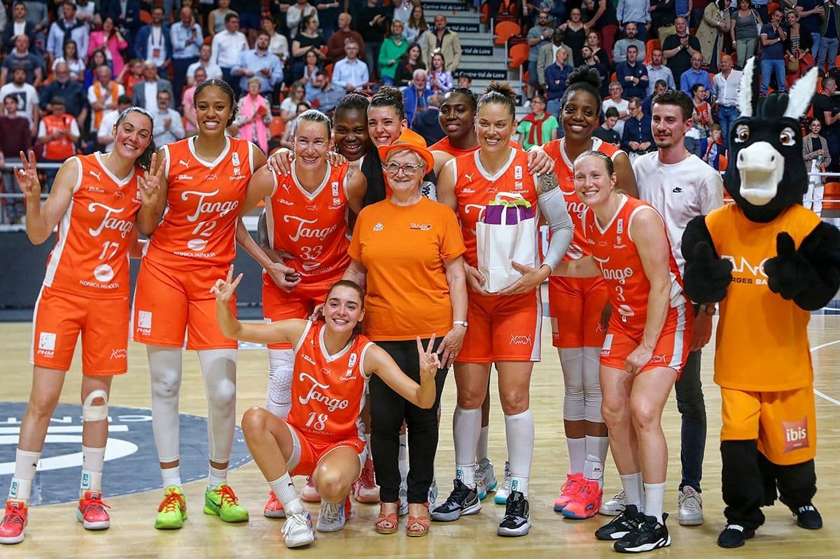 Bourges rejoint l’ASVEL en finale des playoffs