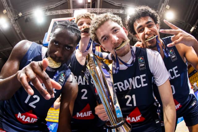 Le mauvais DJ, monsieur TikTok ou celui qui déteste les Espagnols : Alexandre Bouzidi présente les champions d’Europe U20