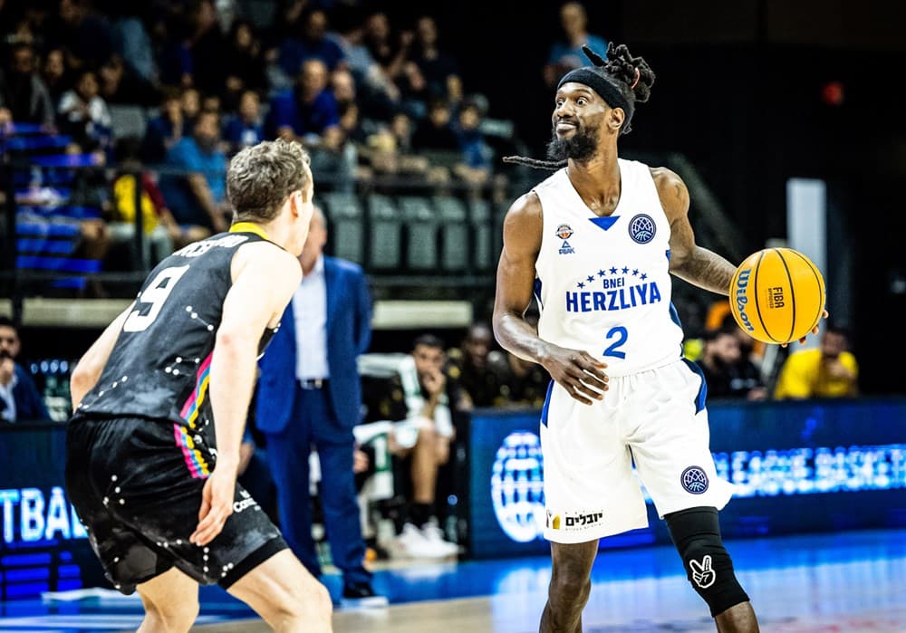 Briante Weber rebondit en Italie