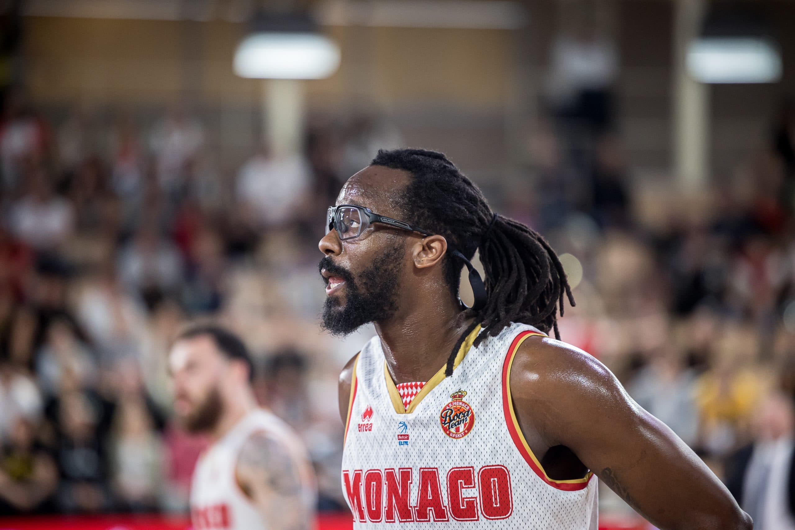 La vraie-fausse prolongation de John Brown III à Monaco
