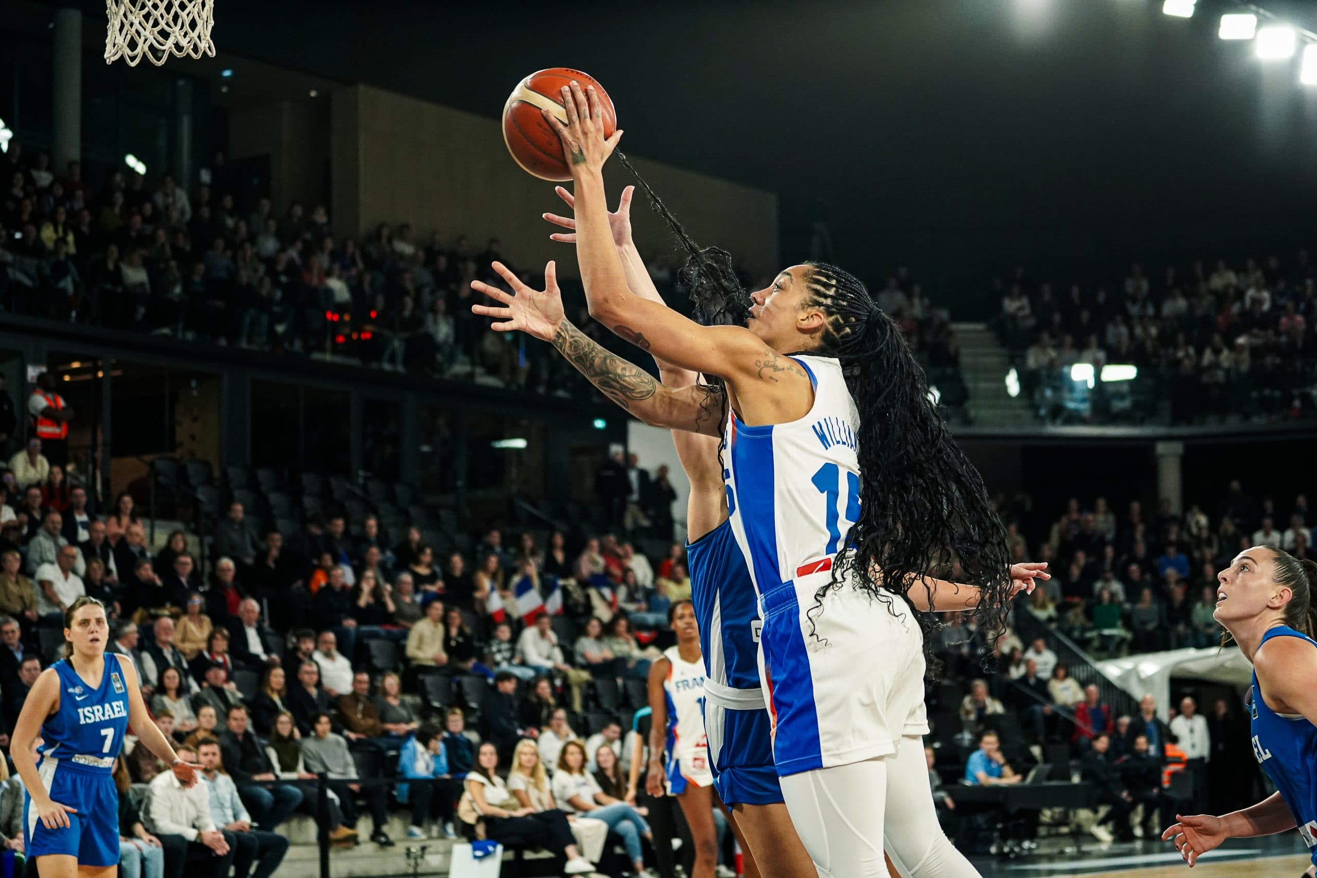 Les Bleues dominent Israël et se rapprochent de l’EuroBasket