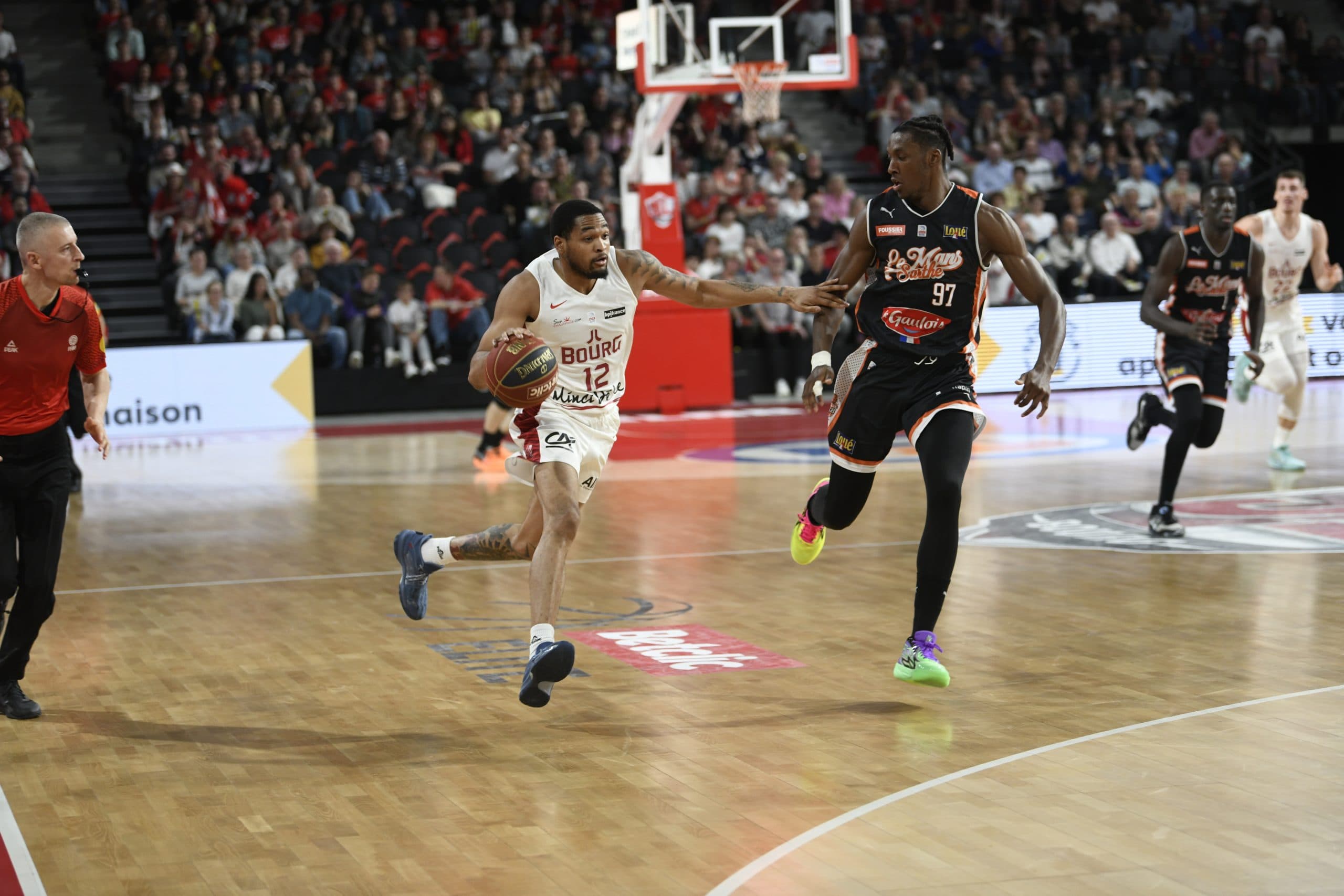 La JL Bourg se qualifie pour les playoffs en s’imposant face au Mans