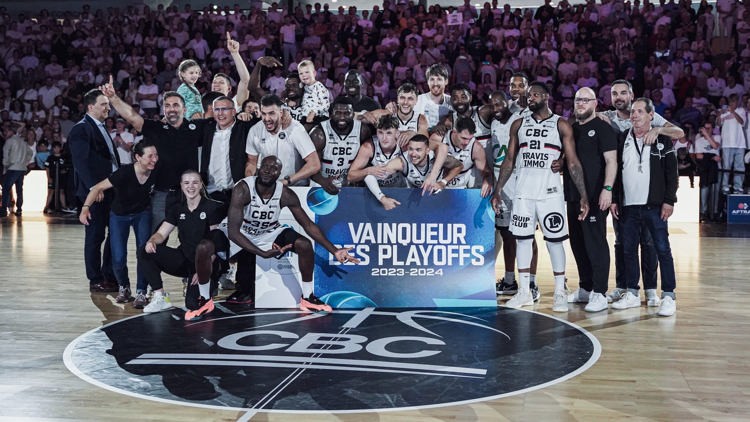 Vainqueur des playoffs NM1, Caen retrouve la Pro B cinq ans après !