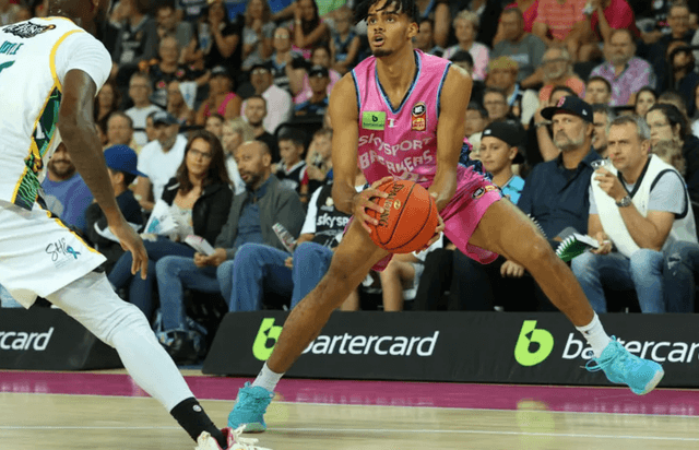 Rayan Rupert et les New Zealand Breakers poussés à jouer une manche décisive