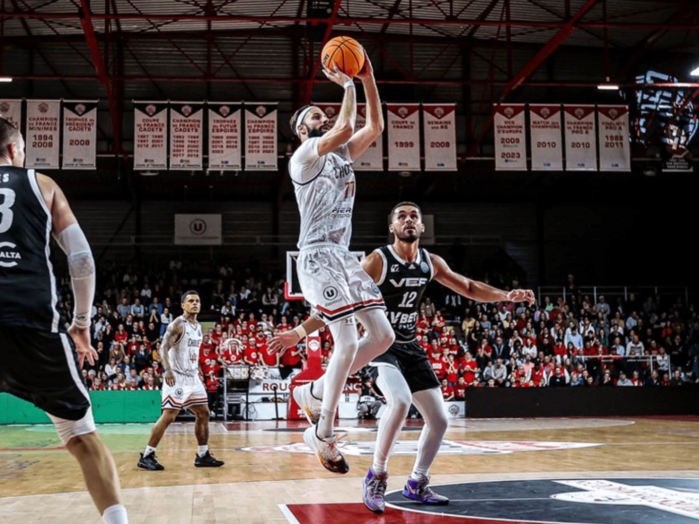 Vojtěch Hruban (Cholet), premier joueur de l’histoire de la BCL à dépasser les 1 000 points