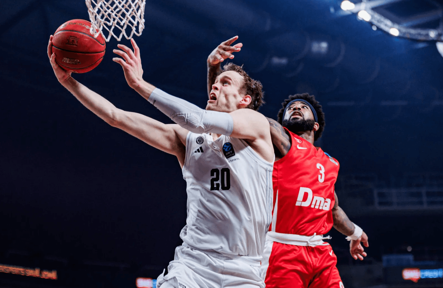 Reçu 5 sur 5 pour Paris face à Prometey