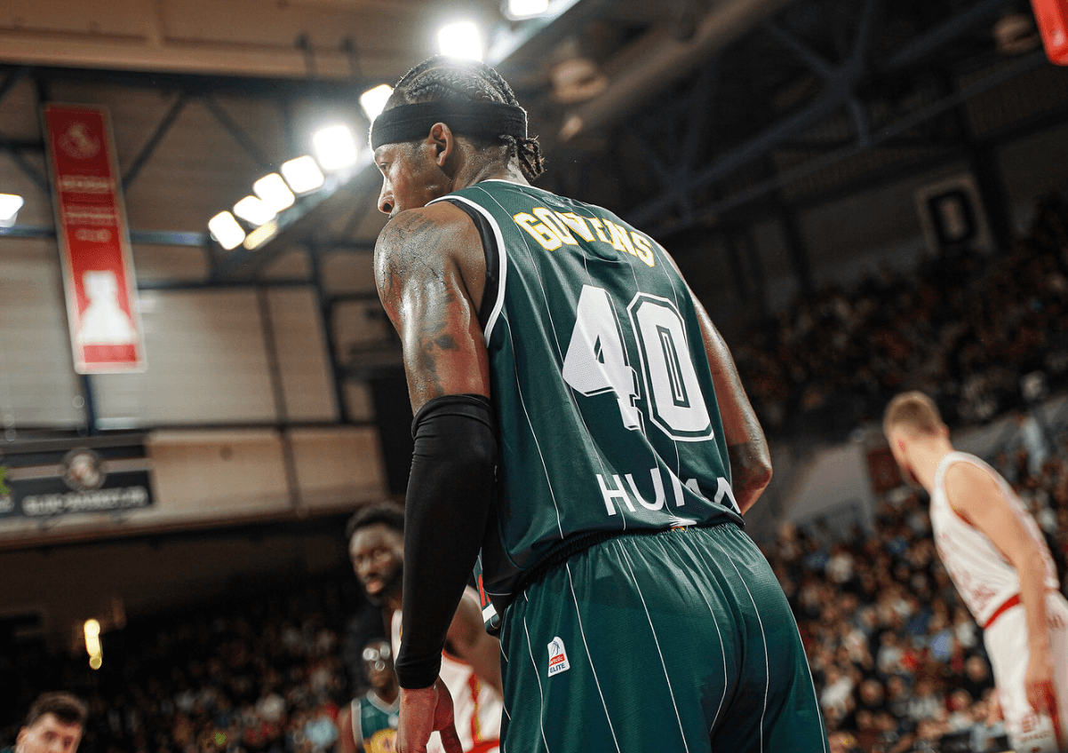 Nantes engage Darrin Govens pour le reste de la saison