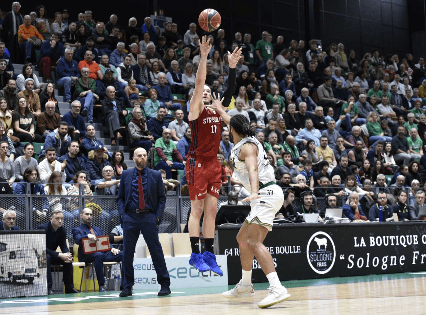 Strasbourg a serré la vis défensivement contre Blois
