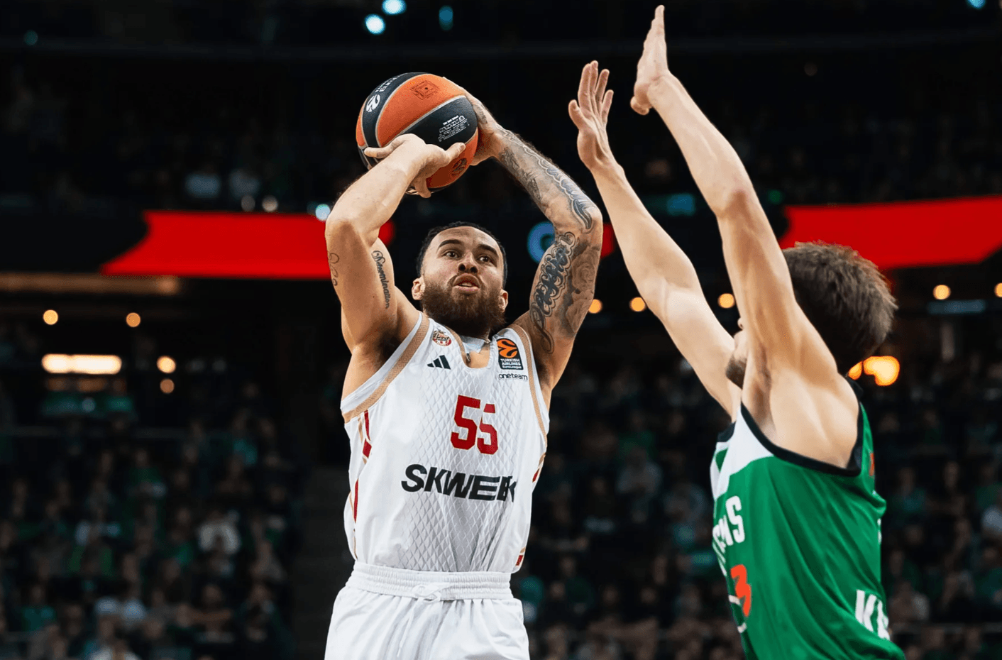 Mike James est devenu le 3e meilleur marqueur de l’EuroLeague